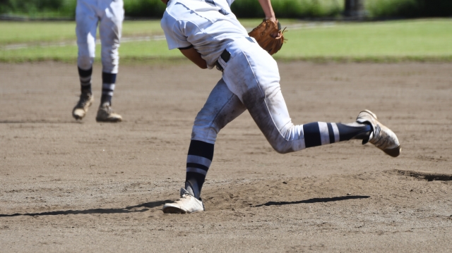 野球肘とは？大阪鶴橋の整形外科クリニックが徹底解説